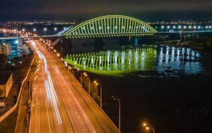 На Подольско-Воскресенском мосту в Киеве отключат освещение