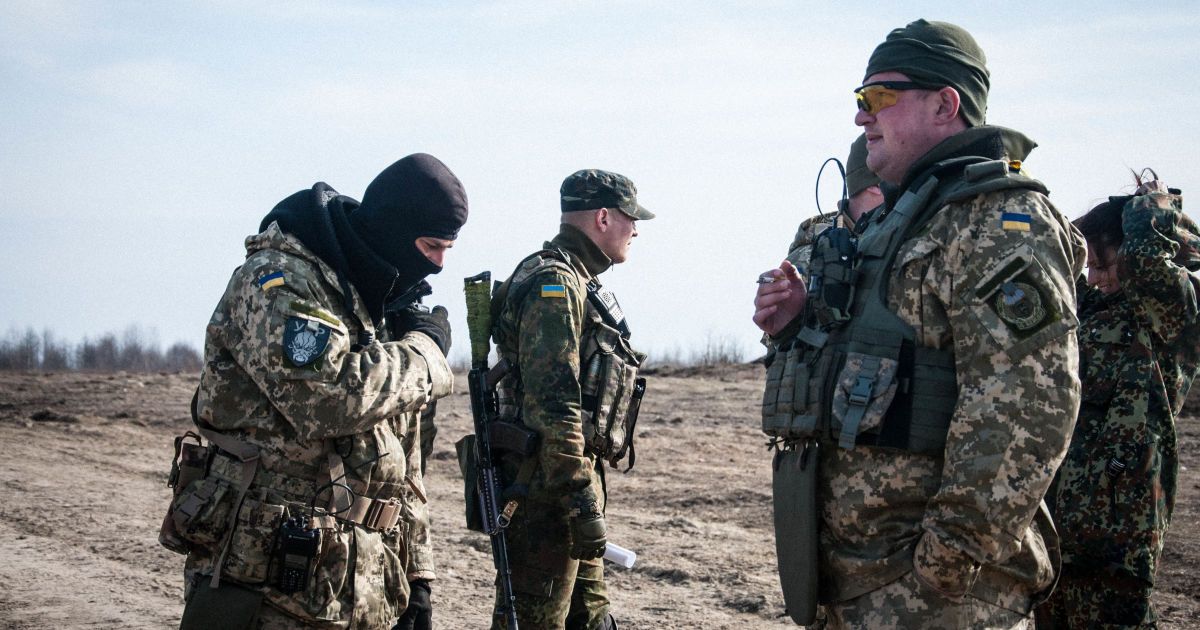 В воинской части Черкасской области поймали "подставных" диверсантов