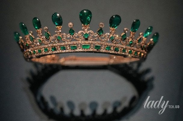 Смарагдова тіара королеви Вікторії / © Associated Press