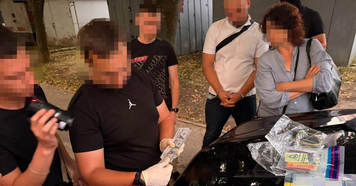 До 10 років за «донат на ЗСУ»: посадовця ВСП взяли під варту за шантаж військового на $10 тисяч