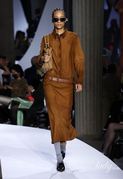 Колекція Miu Miu прет-а-порте сезону весна-літо 2022 / © East News