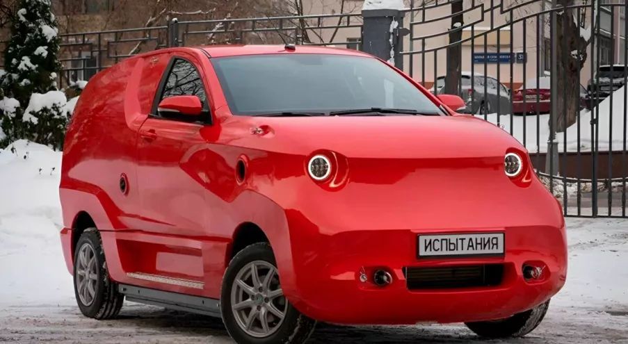 Новый российский электромобиль стал посмешищем в сети: как он выглядит 2