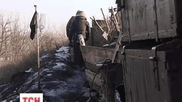 Біля злітної смуги розбитого Донецького аеропорту знову гаряче