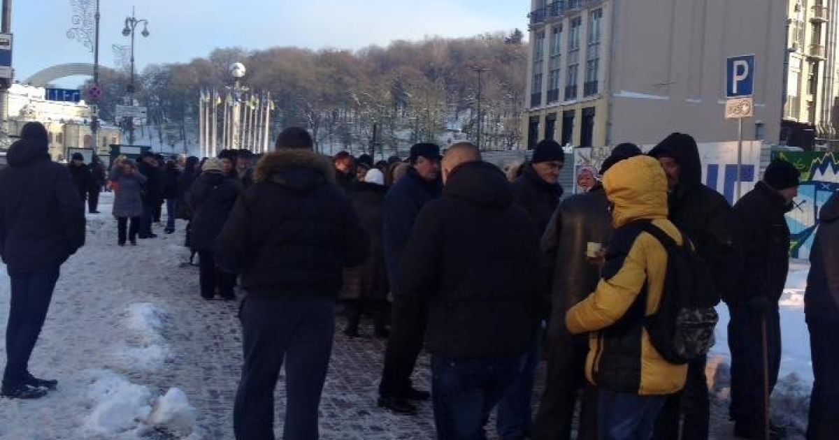 Организованная колонна митингующих / © facebook/Андрей Дзиндзя