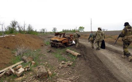 Бойовики сім разів потурбували українських військових у суботу