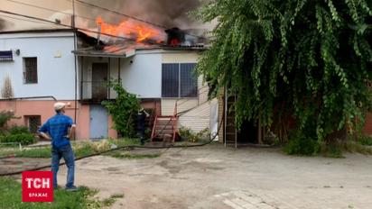 У Дніпрі спалахнув житловий будинок