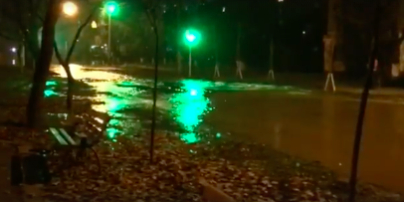 В Киеве затопило бульвар