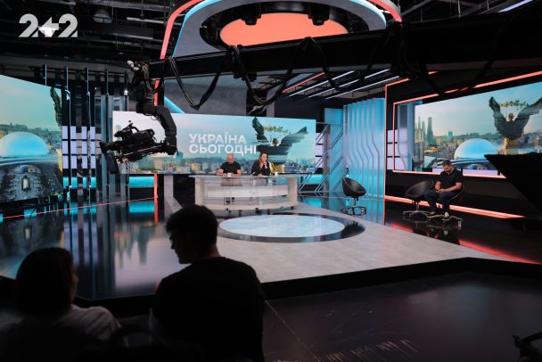 Ефір програми вестиметься з нової студії