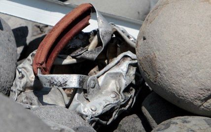Полиция нашла необычный кусок металла на острове, где разбился Boeing 777