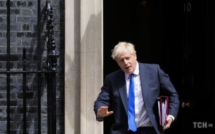 Несмотря на правительственный кризис в Британии, Джонсон отказался уходить в отставку и объяснил почему