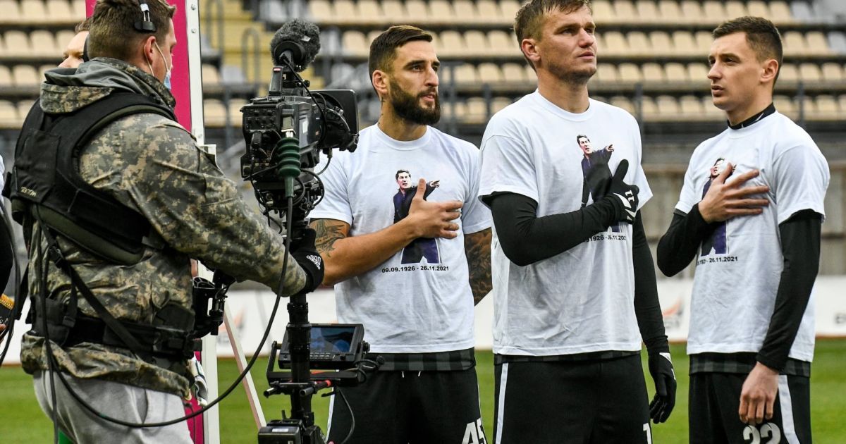 Украинский футбол на ТВ: где смотреть "Динамо" - "Заря" и другие матчи 18-го тура УПЛ