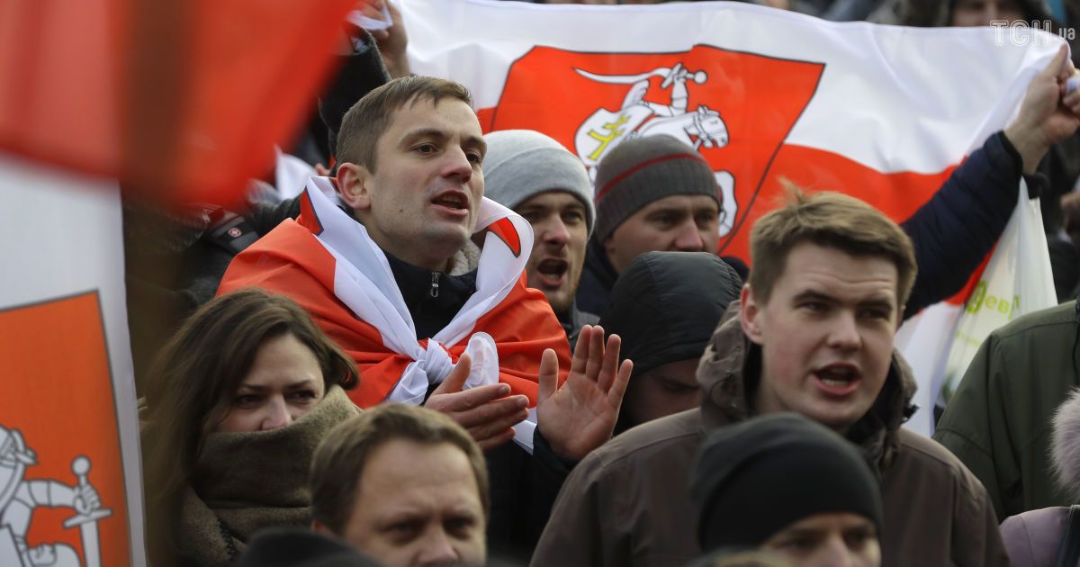 У Мінську люди знову вийшли на мітинг проти інтеграції Білорусі з Росією