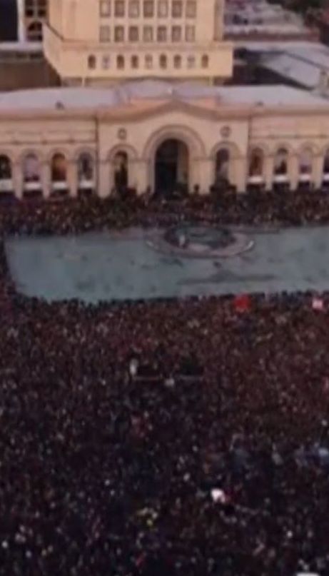 По дві сотні затриманих на день - вірменська столиця захлинається в протестах