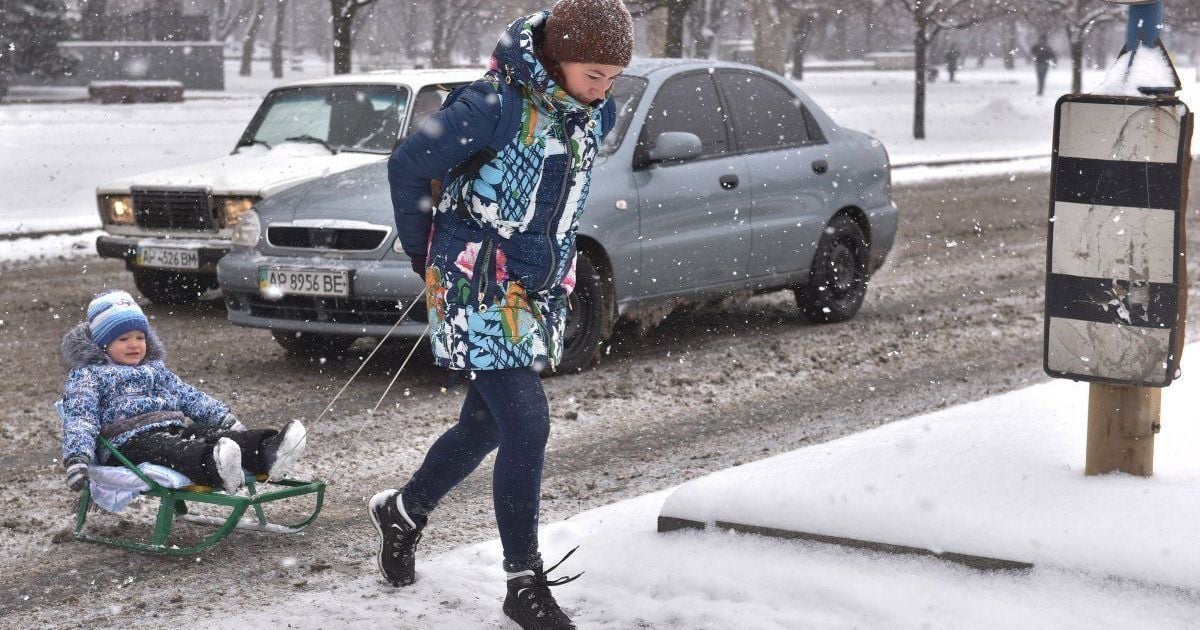 Правильний одяг і рух для кровообігу: альпініст-профі дав поради українцям, як вижити в мороз