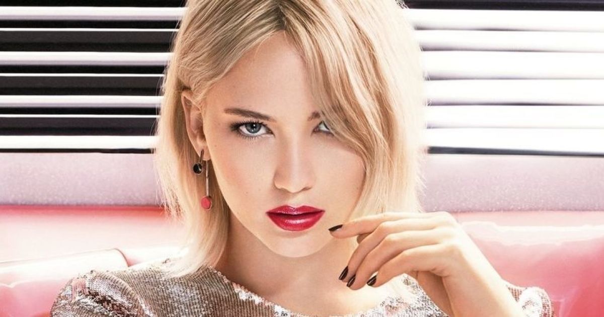 Дженнифер Лоуренс в рекламной кампании помад Dior