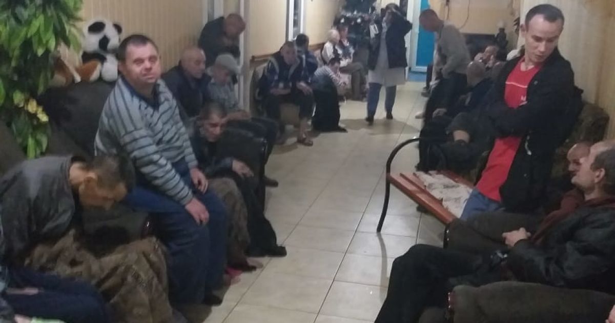 пожежа в Старобільському психоневрологічному інтернаті_4 / © Татьяна Погукай
