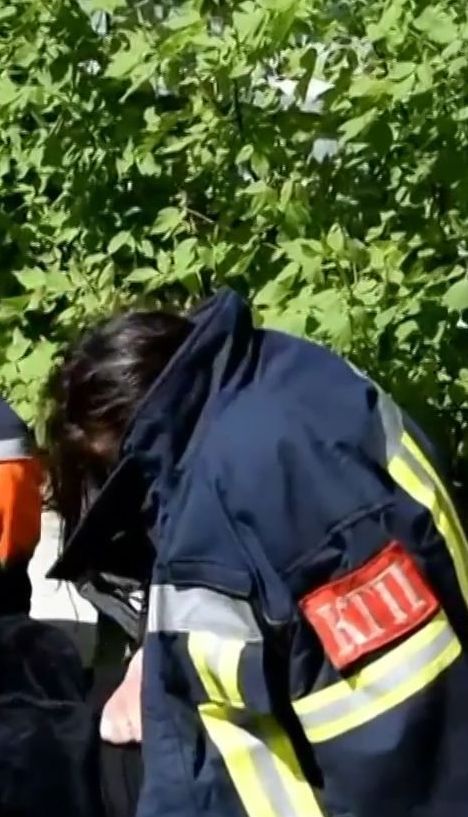 В Николаеве полицейский спас девушку, которая прыгнула с моста