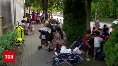 Відберуть допомогу в українців! Угорщина погіршує умови для біженців! 