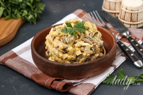 Салат с фасолью / © Credits