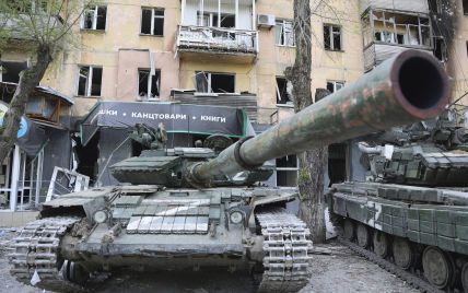 Українські військові знищили 8 танків та відбили 14 атак ворога: тривають бої 