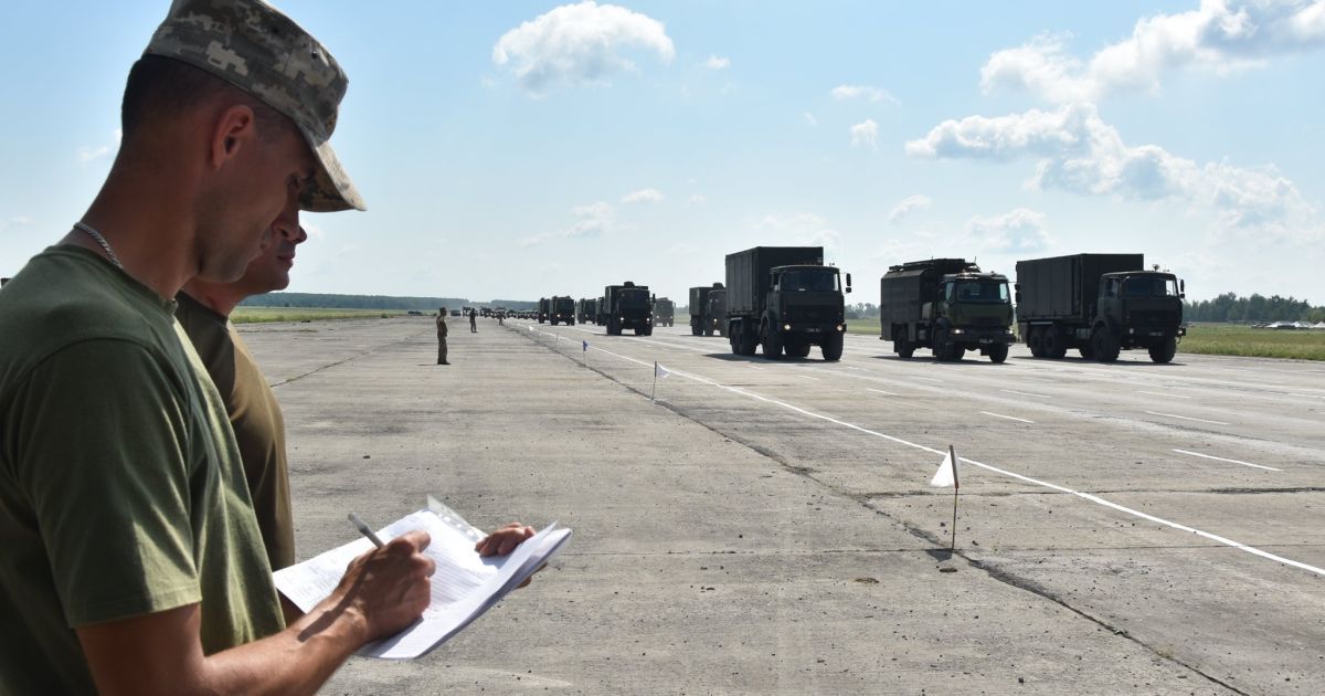 Підготовка до параду