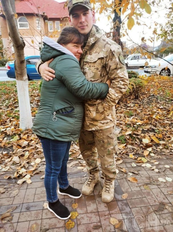 Михаил Мовчан с мамой/Фото из семейного архива