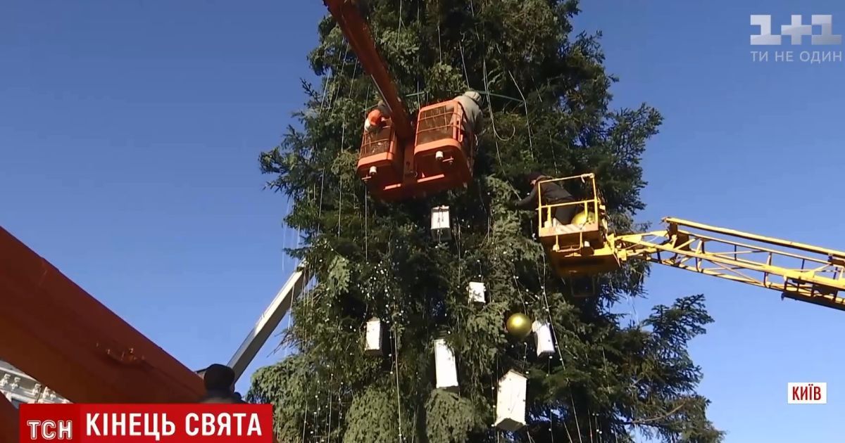 Майже 5 млн гостей і 200 тонн випитого глінтвейну: організатори підбивають підсумки новорічного містечка в центрі Києва