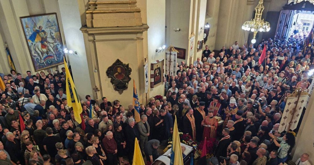 Прощание с Андреем Парубием в соборе святого Юра во Львове