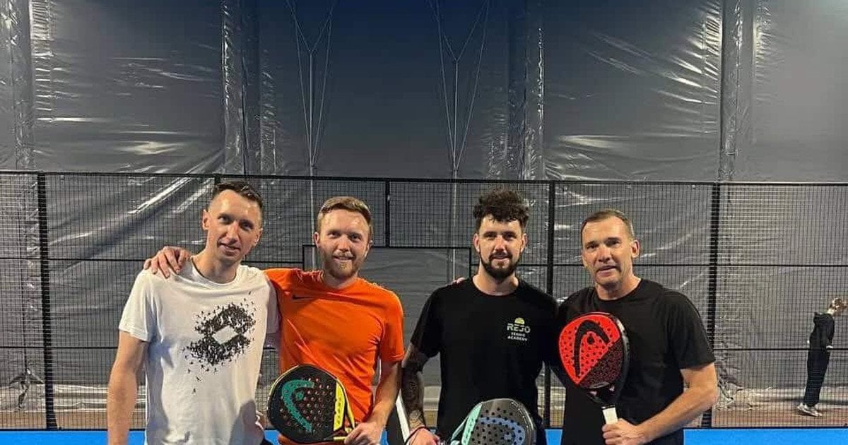 Сергій Стаховський та Андрій Шевченко грають у падел