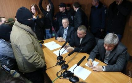 В Одессе трое судей написали заявления об увольнении под давлением активистов