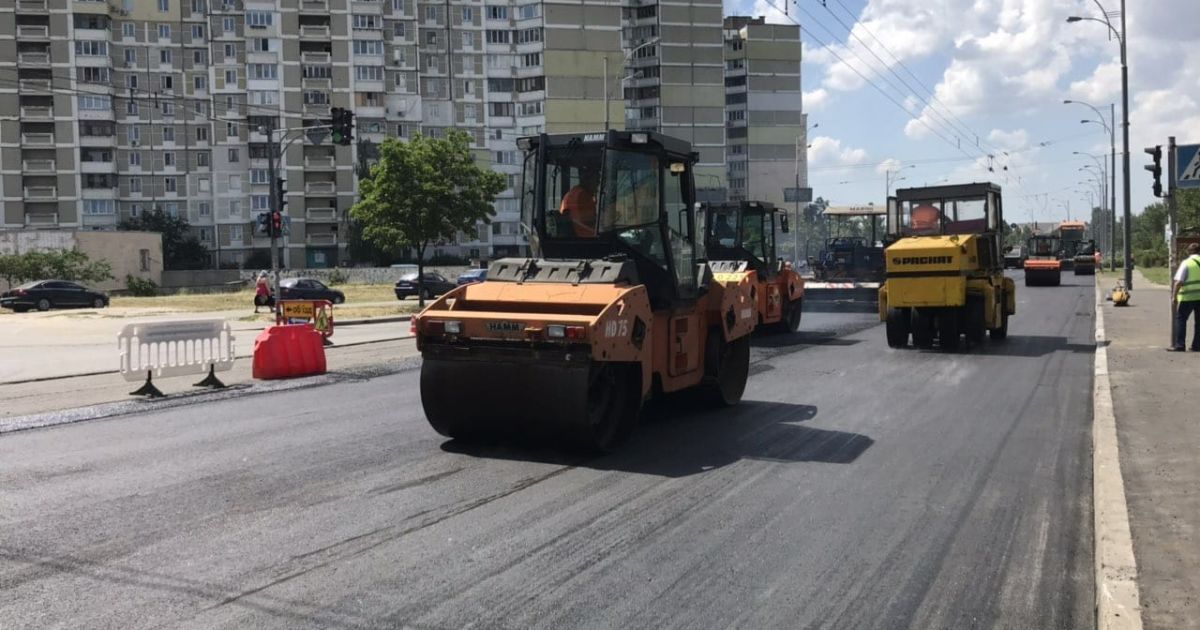 В Киеве начинаются масштабные ремонты дорог. Список и карты улиц, где будет ограничено движение
