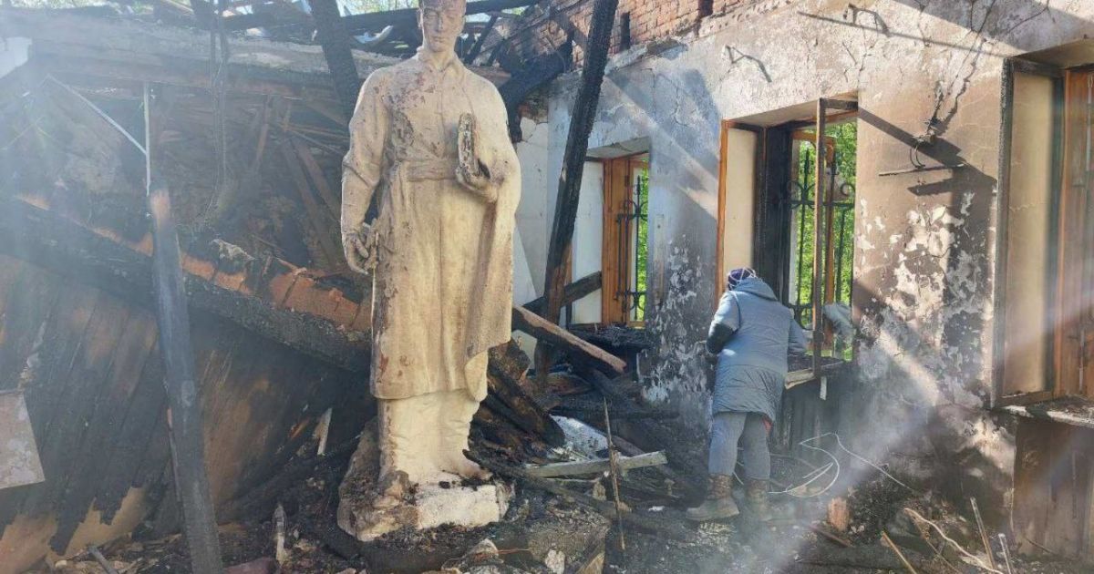 Зруйнований музей Григорія Сковороди