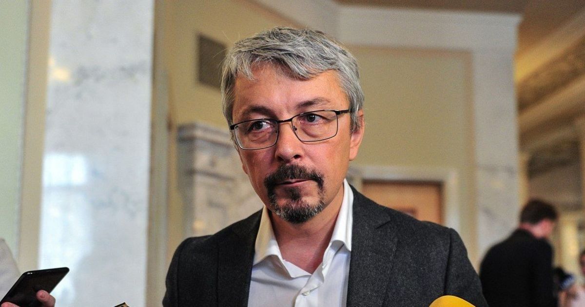 Ткаченко хоче зробити "круглий стіл лицарів культури"