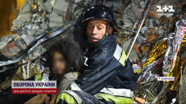 Рятувальник, який витягнув з-під завалів 12-річну дівчинку