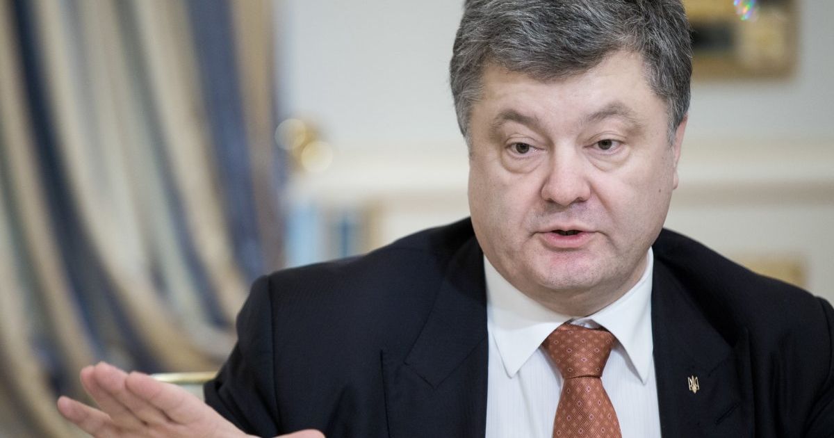 Порошенко заявил, что Украина впервые прожила зиму без газа из РФ