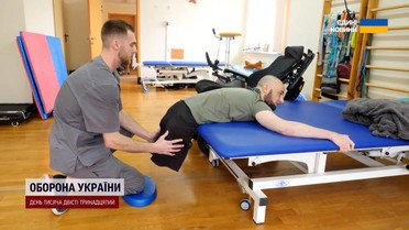 Йому зробили 120 операцій! Один з найтяжких пацієнтів цієї війни зробив неможливе і вирушив до США