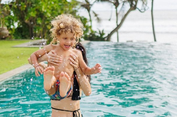 Инна Мирошниченко с сыном / © instagram.com/_inna_mi_