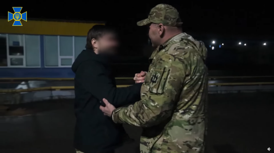 "Ворог не мав їх бачити": перед полоном співробітник СБУ таємно здав шеврони