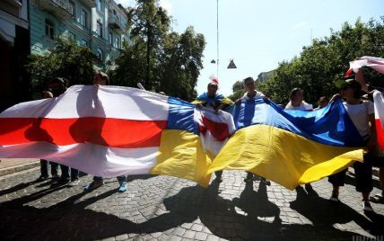 Отношения Украины с Беларусью ставят на паузу, но не разрывают — Кулеба