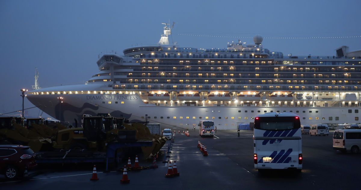 Четвертий пасажир лайнера Diamond Princess з українцями на борту помер в Японії