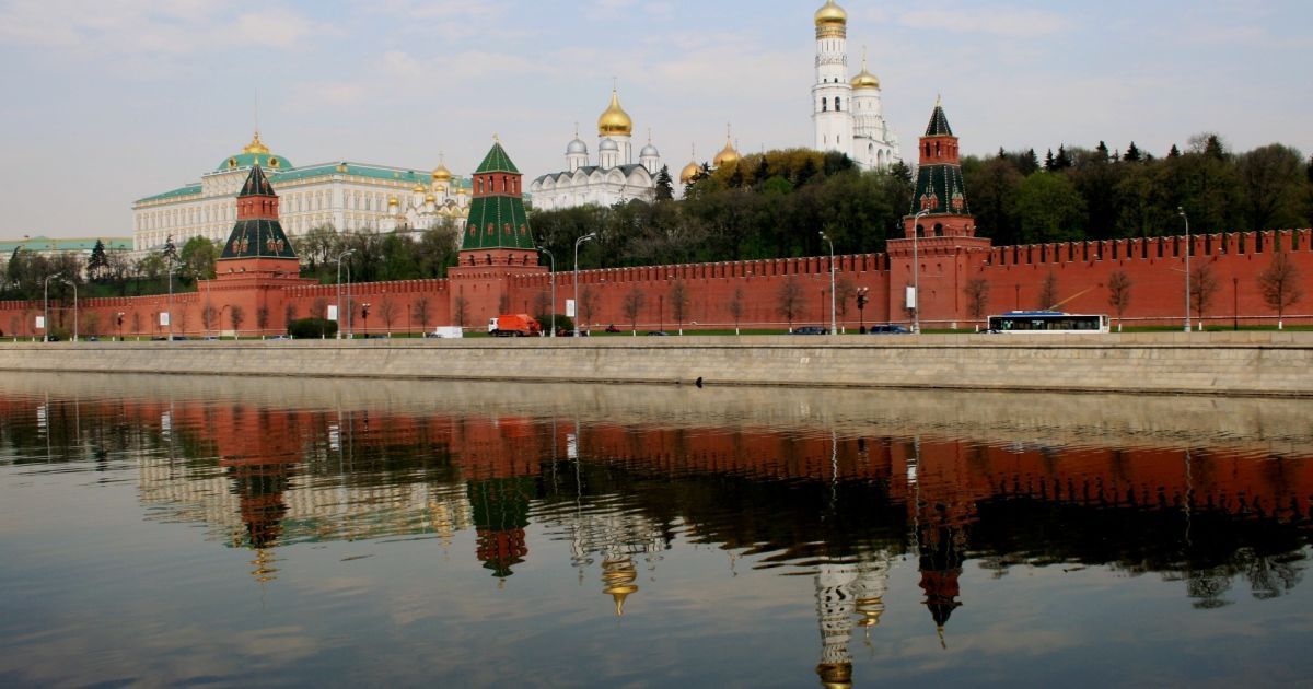 "Поведінка підриває європейську безпеку і стабільність": країни Балтії висилають російських дипломатів