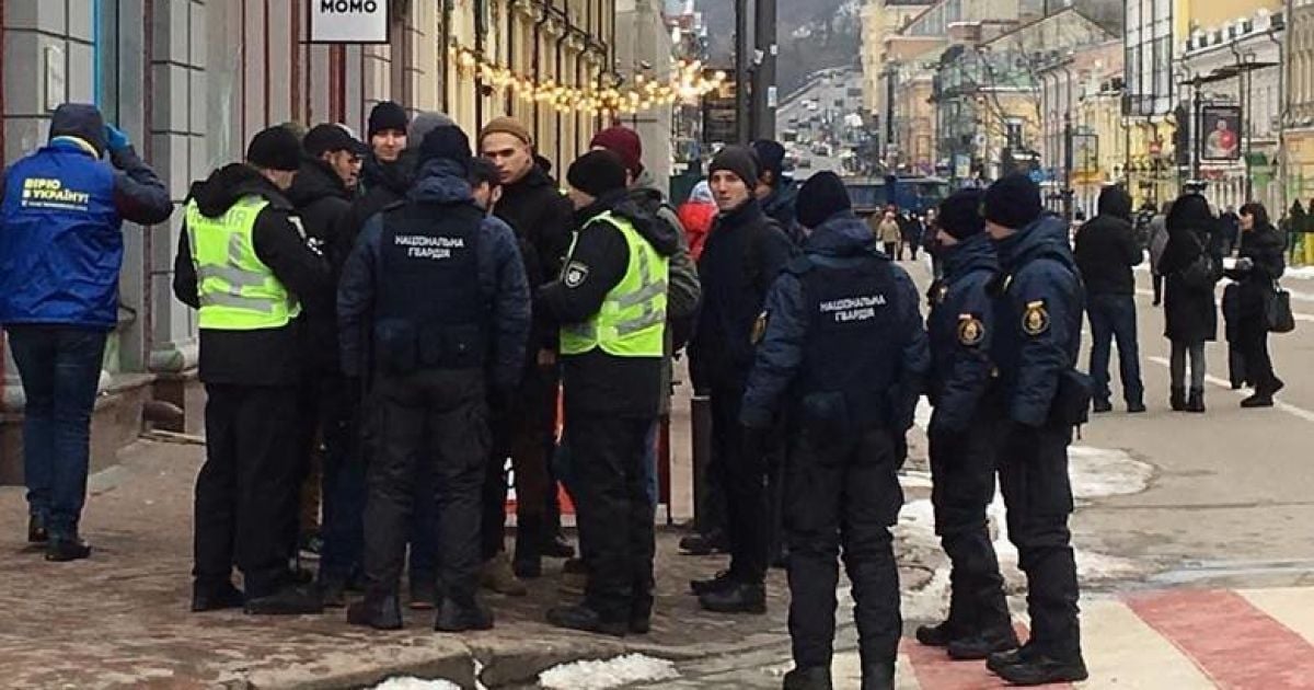 Полиция отпустила задержанных на Контрактовой площади активистов