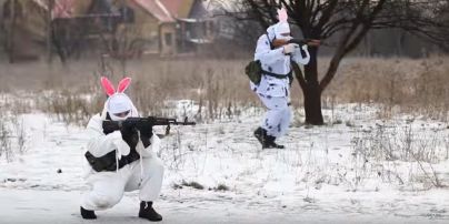Повний розумовий колапс. Донецькі бойовики-"зайчики" зняли різдвяну "казку" для дітей Донбасу