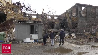 Взрыв в нескольких метрах! Одесситка вылезла из "сторожевой будки" через окно – а потом вернулась!