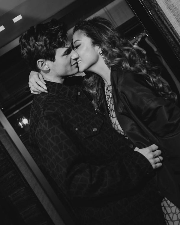 Ешлі Парк з хлопцем. Фото: Іnstagram Ешлі Парк