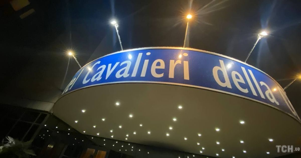 Украинцев поселили в отель