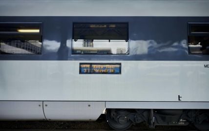 Из Киева в Чернигов: "Укрзалізниця" запустила поезд из новых украинских вагонов — фото