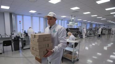 В Україні запустили виробництво пластикових паспортів / © УНІАН