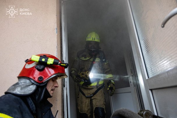 Пожежа у квартирі на Кудрявському узвозі / © ГУ ДСНС у Києві