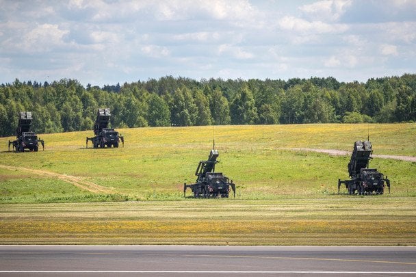 Трамп обещает Patriot Украине, но получит их Киев нескоро — подробности Spiegel